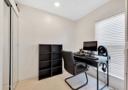 27503 Endeavor St, Calabasas CA  91301-3538 exterior