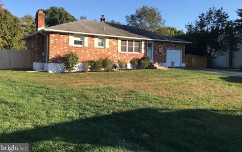 39 Rawlings Dr, Bear, DE 19701-1519