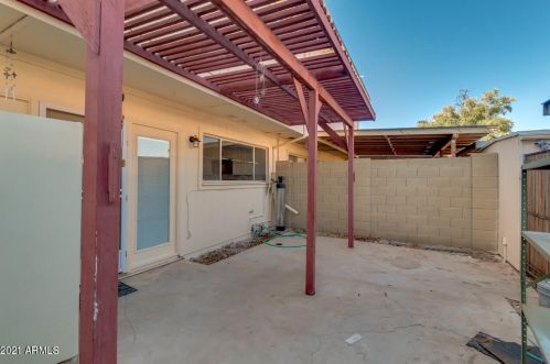 4447 Solano Dr, Glendale AZ  85303-4618 exterior