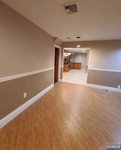 240 Cliff St, Cliffside Park NJ  07010-1422 exterior
