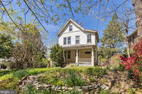 1258 Perry St, Washington, DC 20017-2524