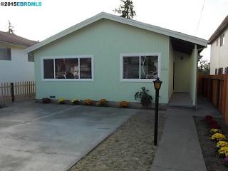 3724 Loma Vista Ave, Oakland, CA 94619-1450