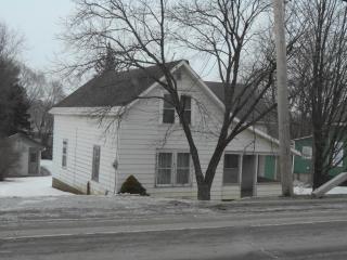 1026 Wicker St, Ticonderoga, NY 12883-1038