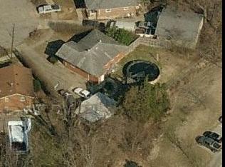 4414 Billy Bone Ct, Louisville, KY 40229-2003