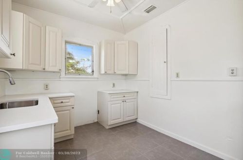 115 3rd Ave, Boynton Beach, FL 33435-3862