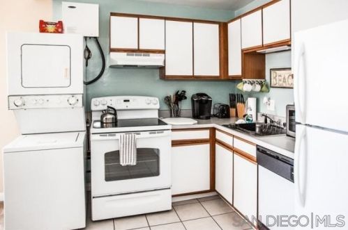 4936 Del Monte Ave, San Diego, CA 92107-3209