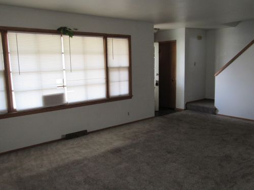 9128 Carmen Ave, Milwaukee WI  53225-2715 exterior