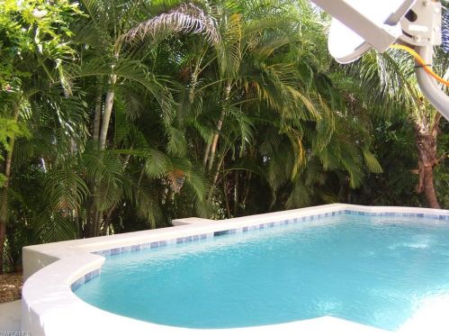 265 Mango St, Fort Myers Beach, FL 33931-3234