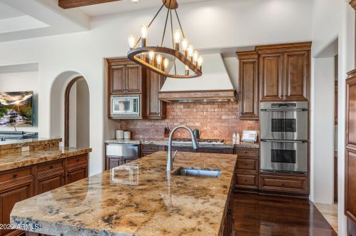 8537 Los Gatos Dr, Scottsdale AZ 85255-5063 exterior