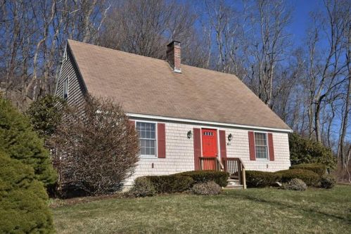 14 Ridgemere Way, Amesbury, MA 01913-1311