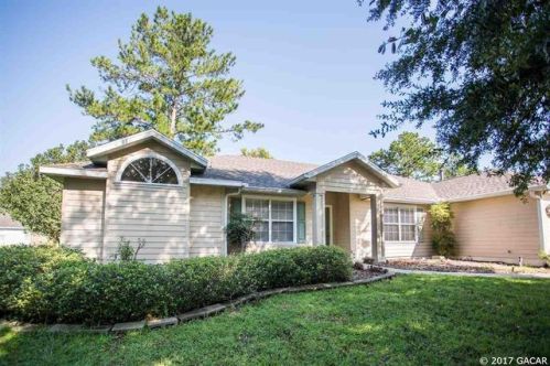 954 87th Dr, Gainesville, FL 32606-7154