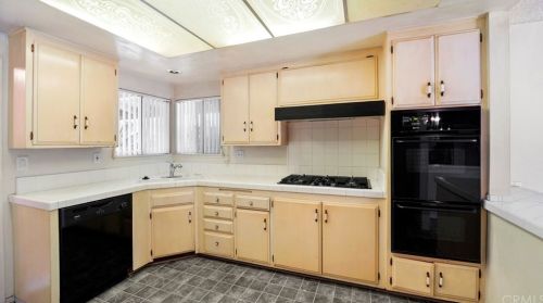 2721 Cottonwood St, Orange CA 92865-2334 exterior