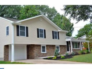 281 Fieldboro Dr, Trenton, NJ 08648-3913