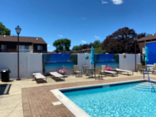 75 Cambridge Dr, Copiague NY  11726-3233 exterior