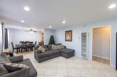 7525 Western Ave, Buena Park, CA 90620-1812
