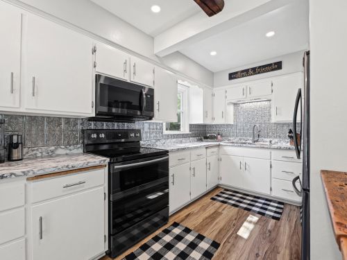 3722 Cedar Creek Rd, West Bend WI  53095-8759 exterior