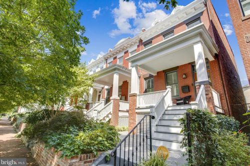 1336 A St, Washington, DC 20003-1521