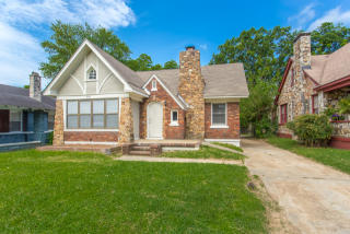 775 Stonewall St, Memphis, TN 38107-4445