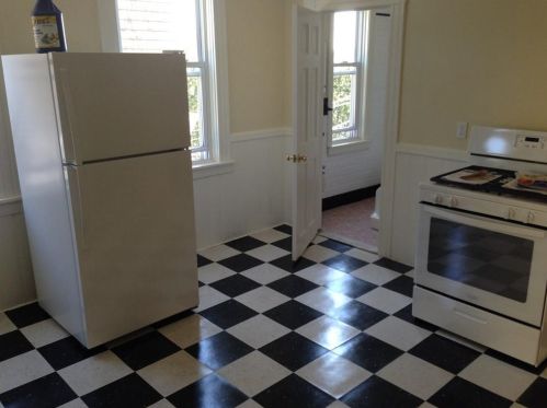 56 Barton St, Providence RI 02909-1803 exterior