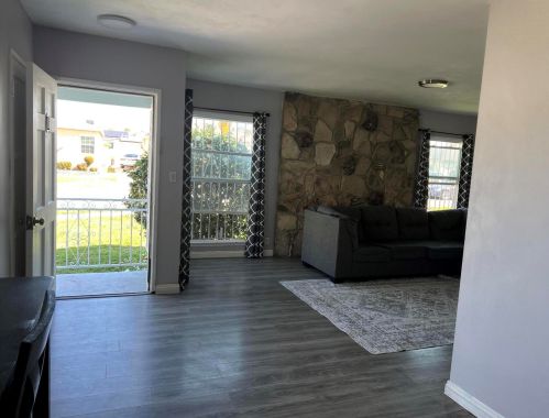 4916 Brompton Ave, Bell CA  90201-3729 exterior