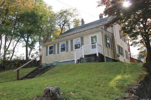 170 Lindsey Ave, Buchanan, NY 10511-1609