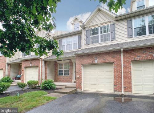 212 Wyncote Ct, Lansdale, PA 19446-4374