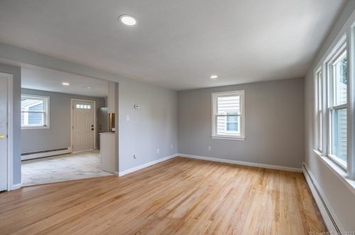 2100 Corbin Ave, New Britain CT  06053-2261 exterior