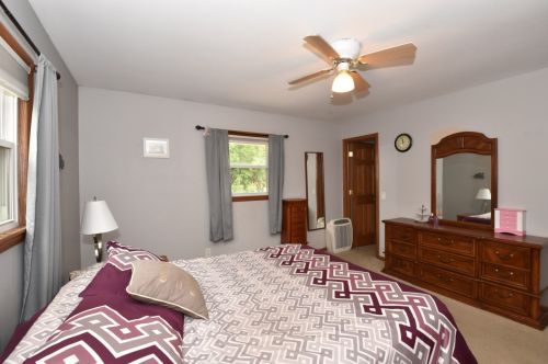 10120 Norwich Ave, Milwaukee WI 53228-2020 exterior