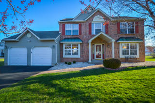 6015 Planters Dr, Pipersville, PA 18947-1052