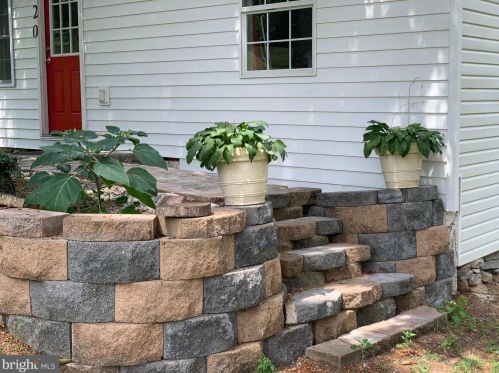 20 Greenhouse Rd, Siddonsburg PA  17019-9447 exterior