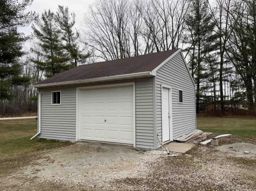 1725 Devon St, Green Bay, WI 54313-8815