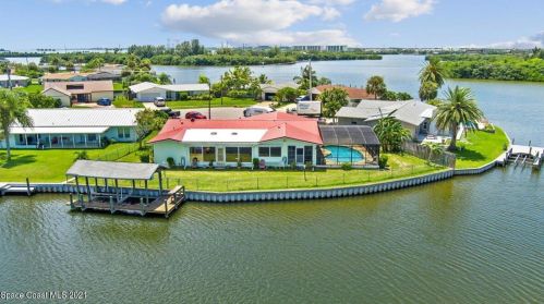 1270 Plum Ave, Merritt Island FL  32952-5848 exterior