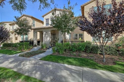 755 Forest Park Blvd, Oxnard, CA 93036-5445