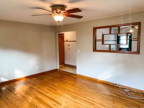 176 Monmouth Ave, Waterbury, CT 06704-1427