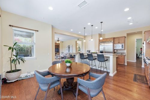 3824 Doheney Ct, Simi Valley CA  93063-0208 exterior