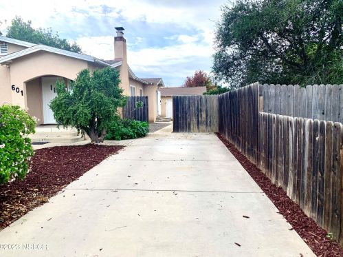 601 Oakley Ave, Santa Maria, CA 93458-3543