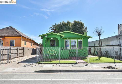 1116 98th Ave, Oakland, CA 94603-2405
