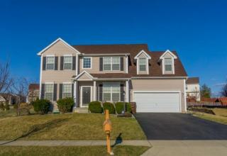 210 Antrim St, Pickerington, OH 43147-2104