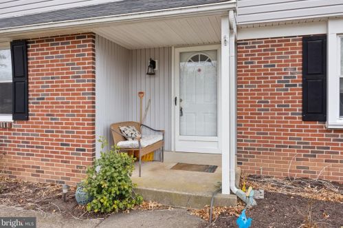 1381 Stephen Way, Southampton, PA 18966-4349