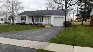 511 Gibson St, Gibsonburg, OH 43431-1308