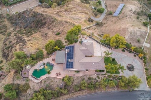 30415 Remington Rd, Santa Clarita CA  exterior