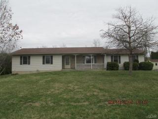3042 Rockdale Rd, Slatington, PA 18080-4015