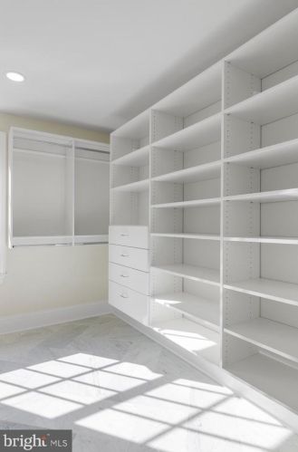 577 Jobel Dr, Tavistock NJ  08033-1034 exterior