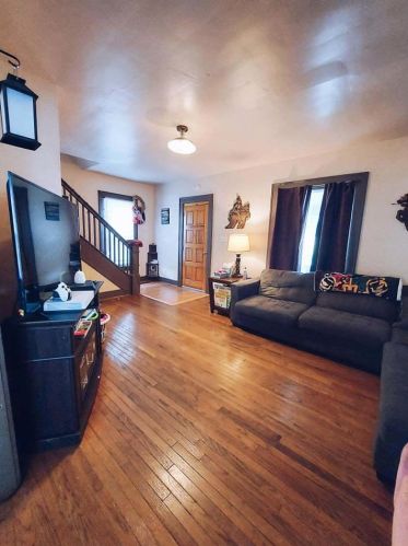 320 Park St, Bellefontaine, OH 43311-2446