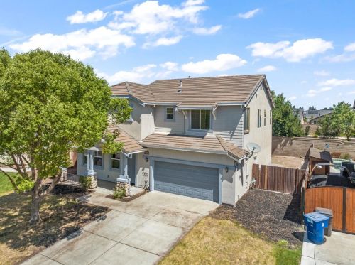 1015 Lucio St, Manteca CA  95336 exterior