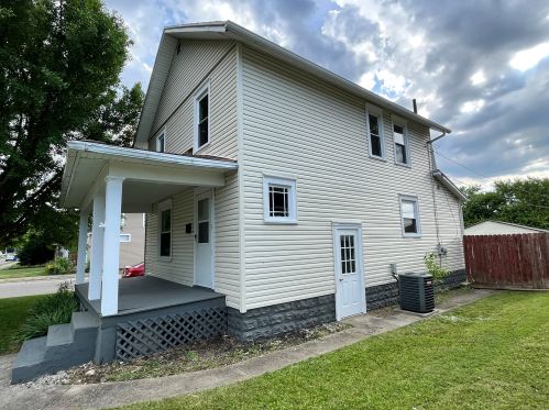 301 Bellevue Ave, Springfield, OH 45503-4836