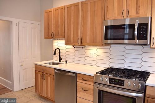 2320 Coral St, Philadelphia PA  19125-1534 exterior