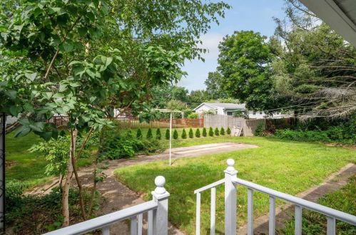 1930 Mendon Rd, Cumberland RI  02864-4390 exterior