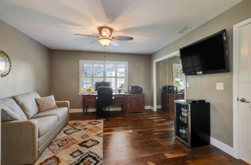 1135 Wisper Run Ct, Lutz FL  33558-5185 exterior