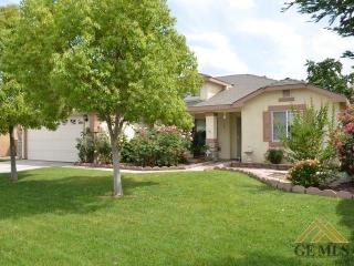4513 Sun Devils Ave, Bakersfield, CA 93313-5443